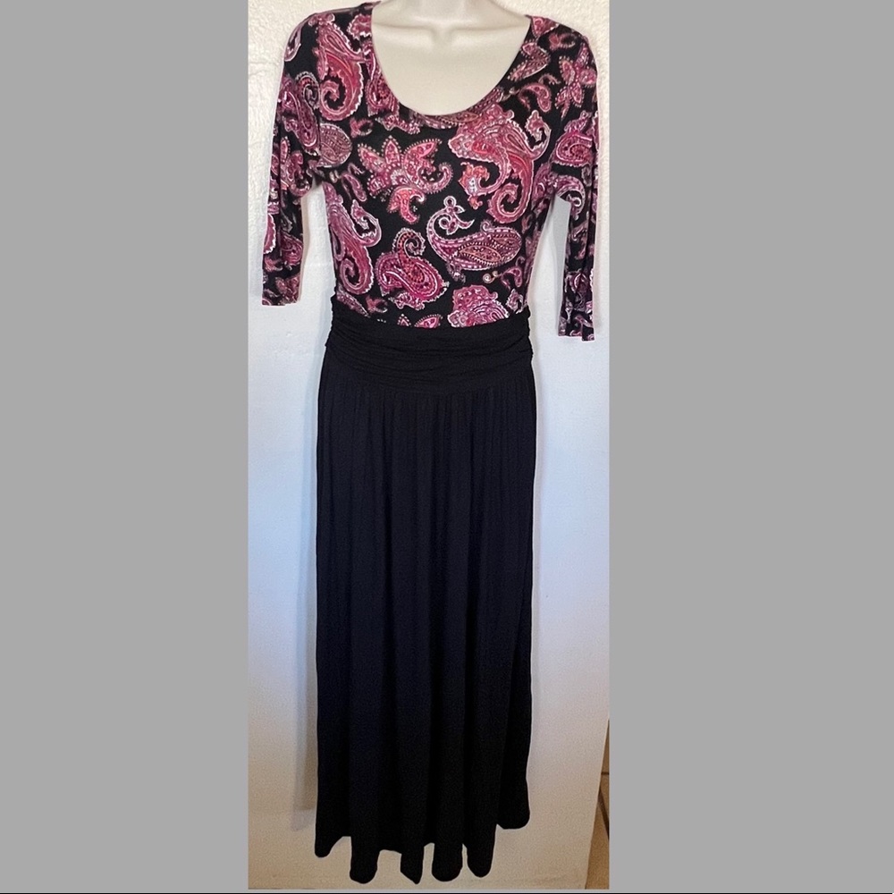 Leggings Queen Paisley Dress
